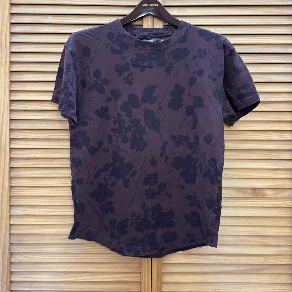 Abercrombie & Fitch Dark Floral relaxed Tee size small - Picture 3 of 5